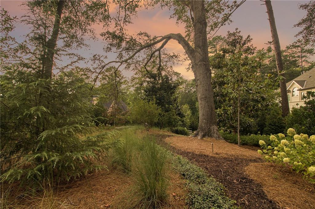 271 Hillside Drive NW