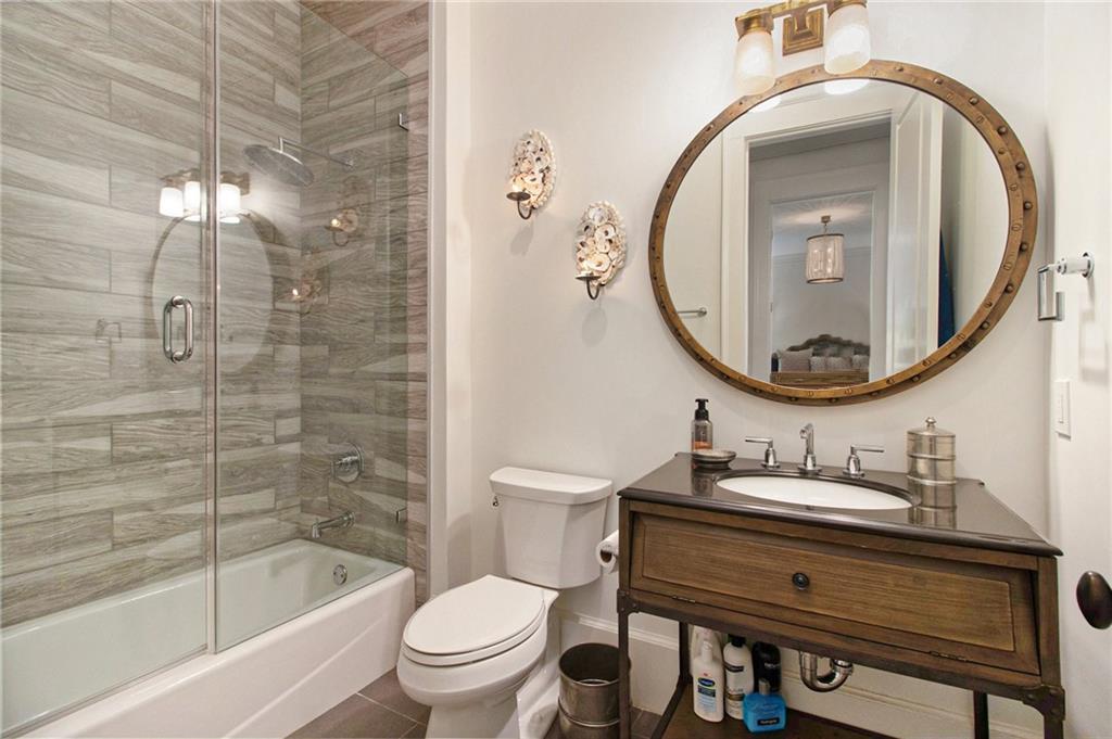 271 Hillside Drive NW