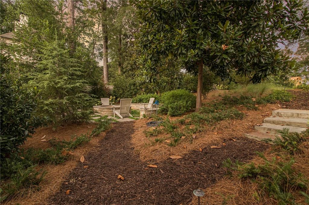 271 Hillside Drive NW