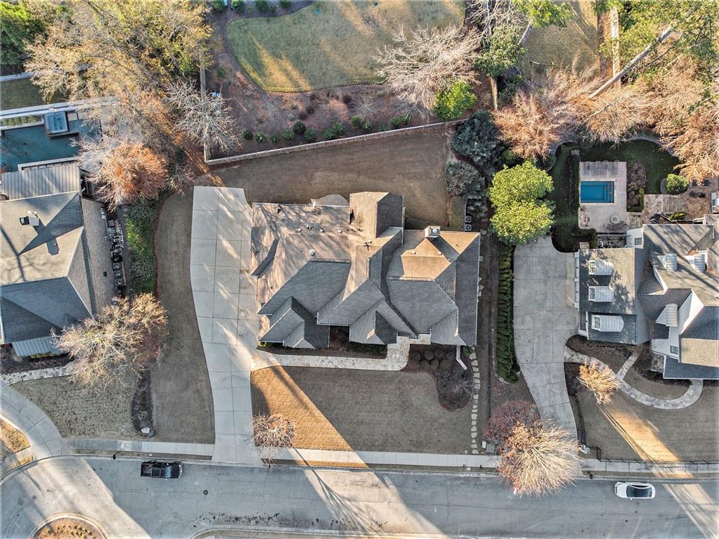 3862 Stratford Park Drive NE