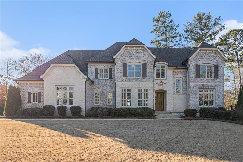 3862 Stratford Park Drive NE