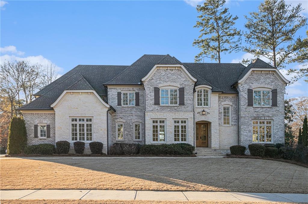 3862 Stratford Park Drive NE