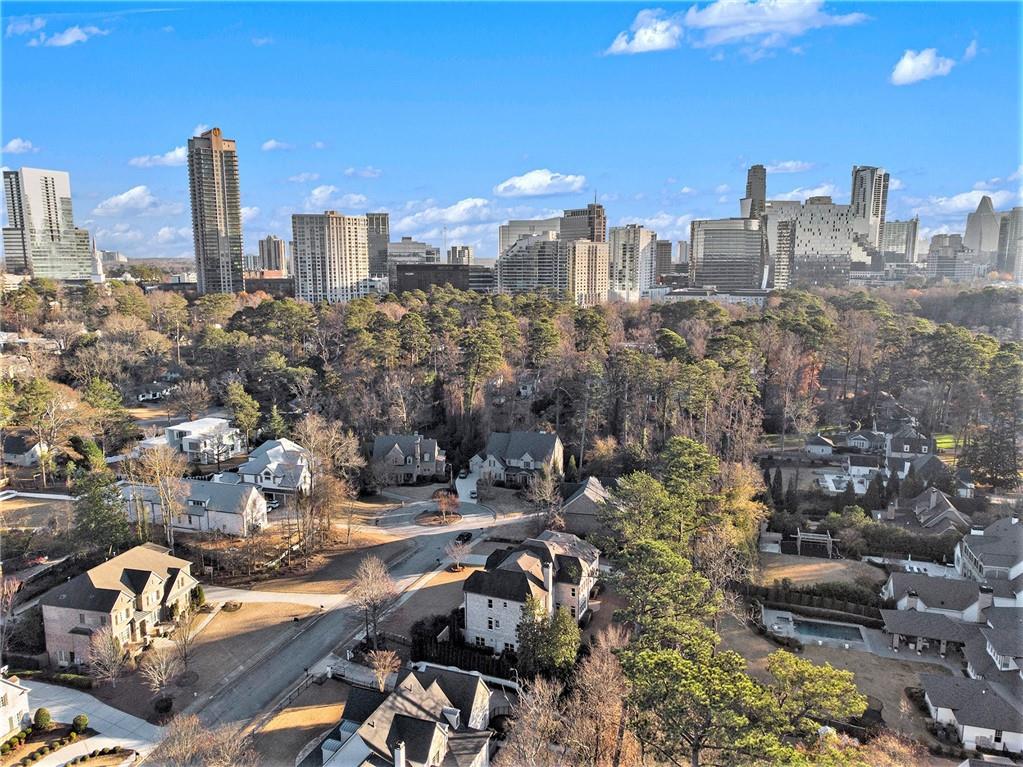 3862 Stratford Park Drive NE