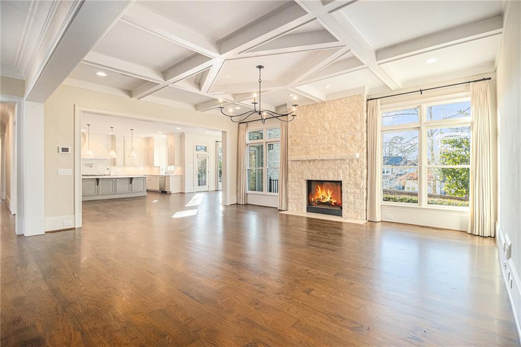 3862 Stratford Park Drive NE