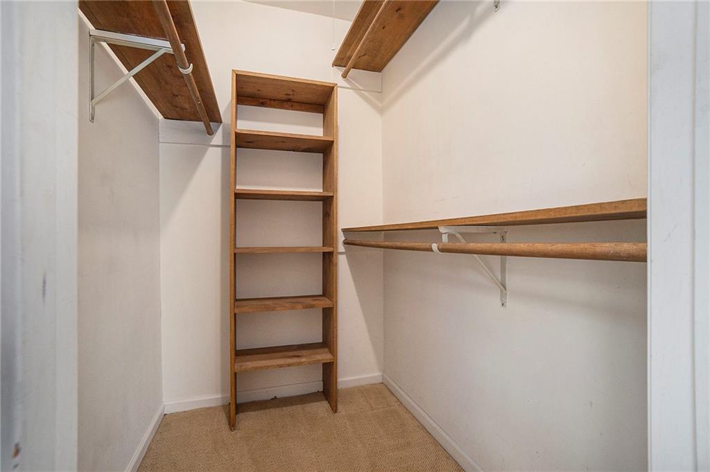 1796 Apple Boulevard