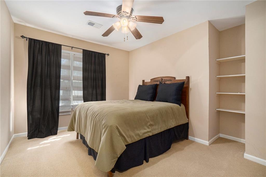 1796 Apple Boulevard