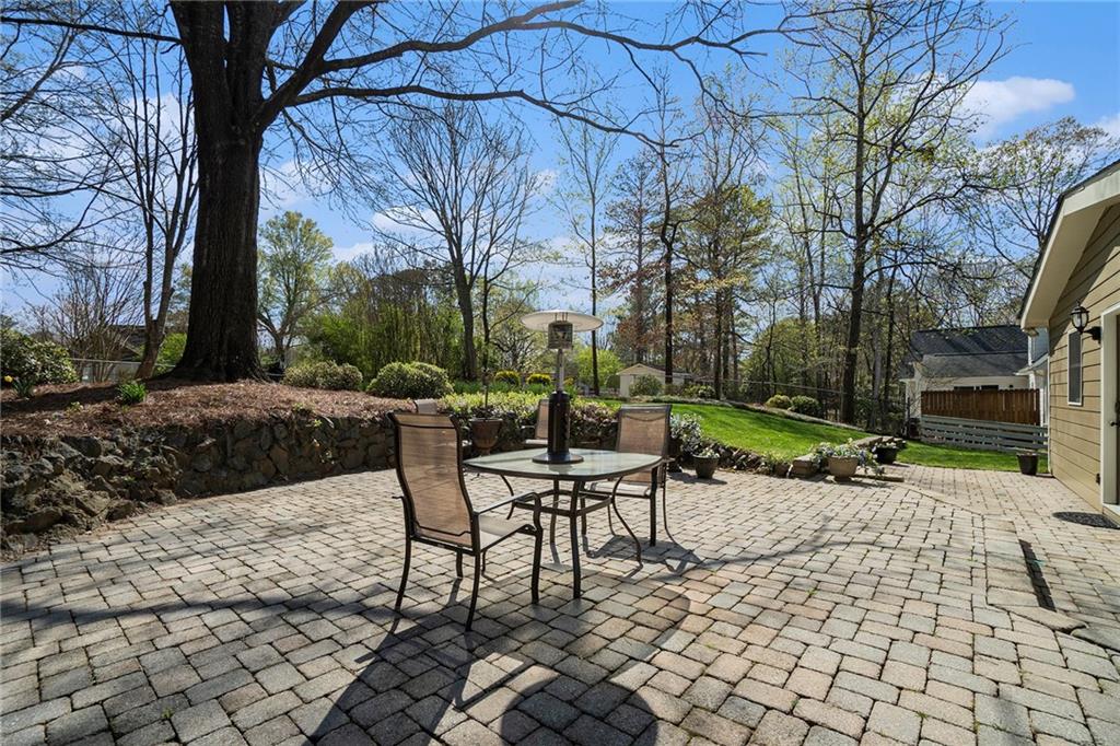 1796 Apple Boulevard