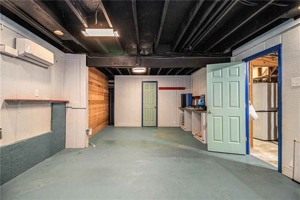 4272 Glenlake Drive NW