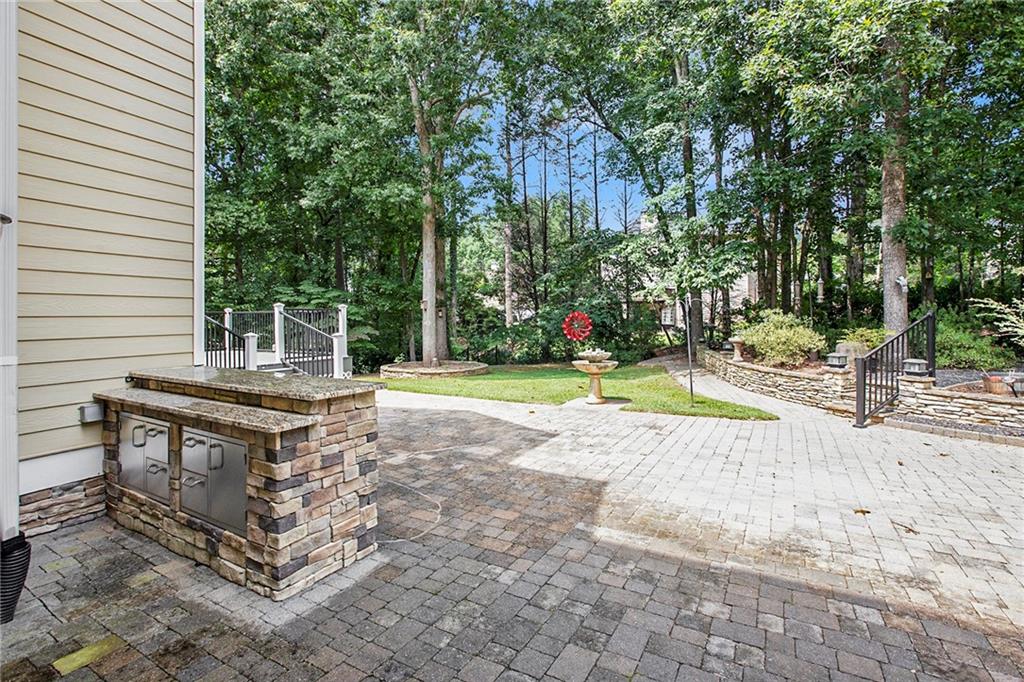 2045 Crossover Drive