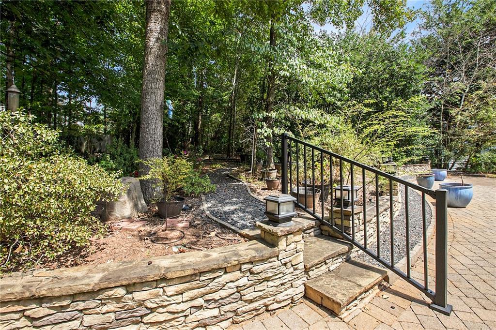 2045 Crossover Drive