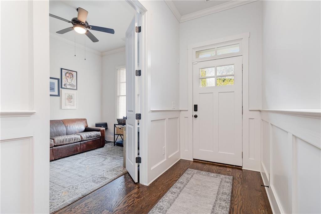 1065 Devine Circle NE