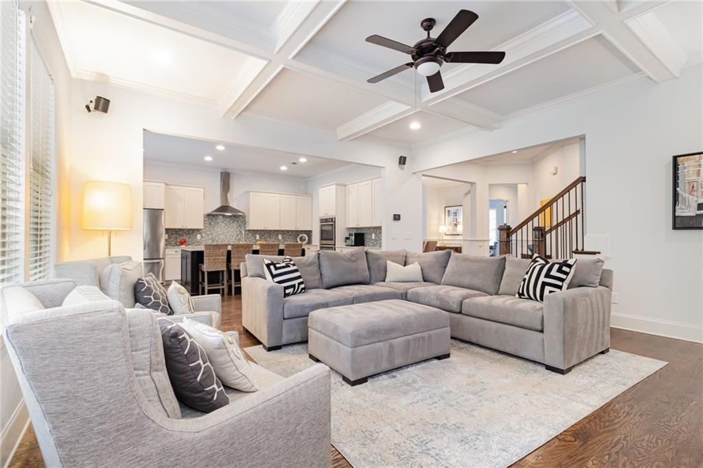 1065 Devine Circle NE