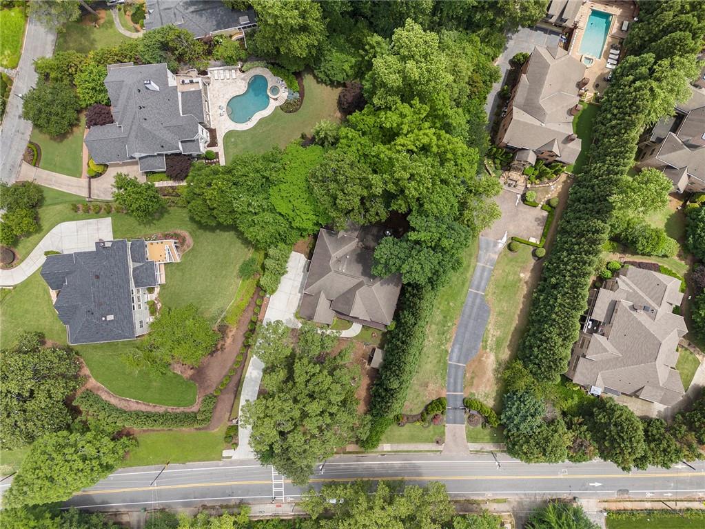 3809 Wieuca Road NE