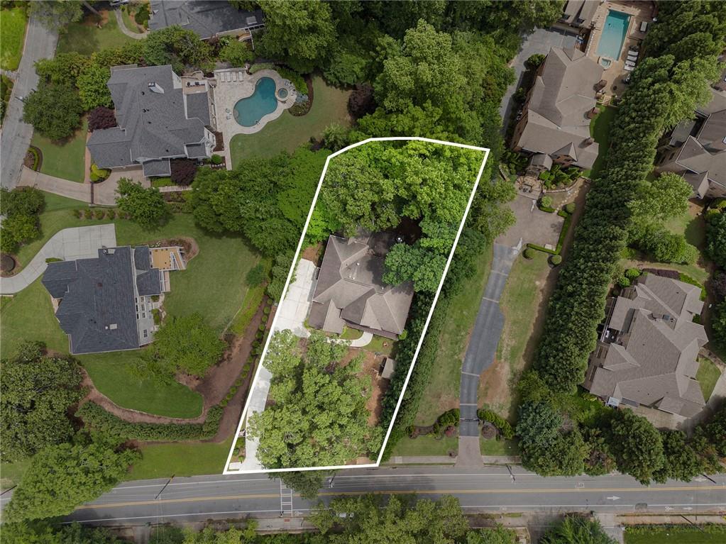 3809 Wieuca Road NE