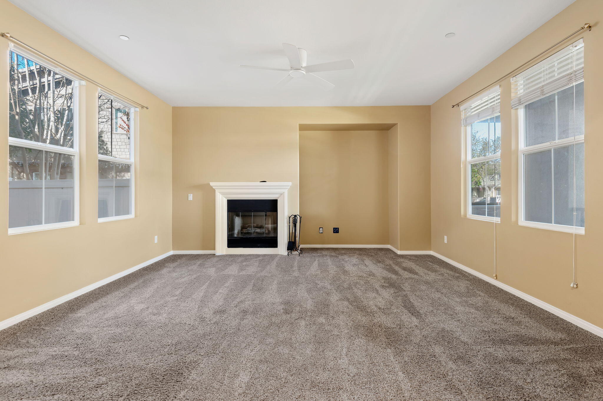 3247 Moss Landing Boulevard