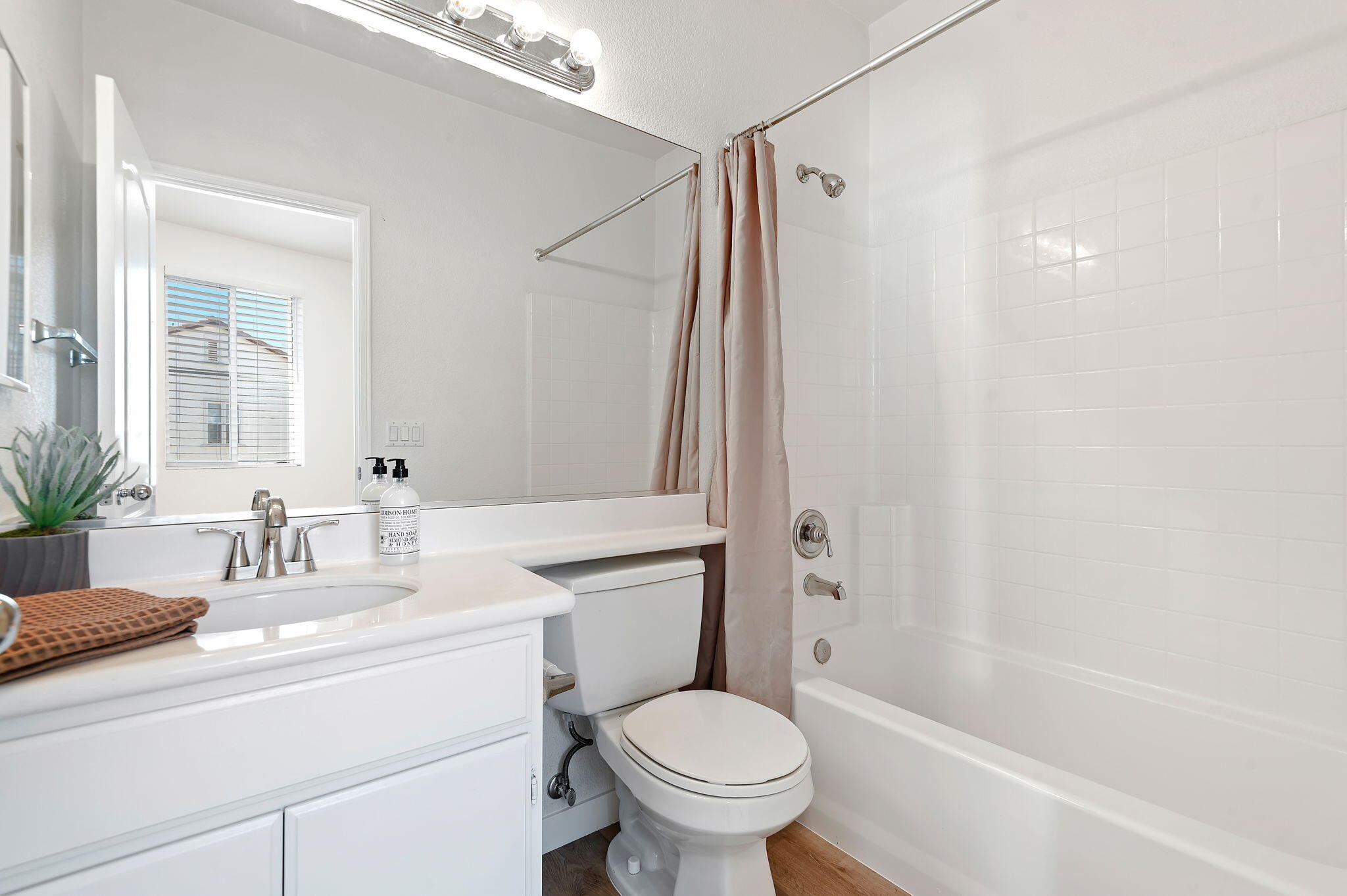 170 W Santa Clara Street