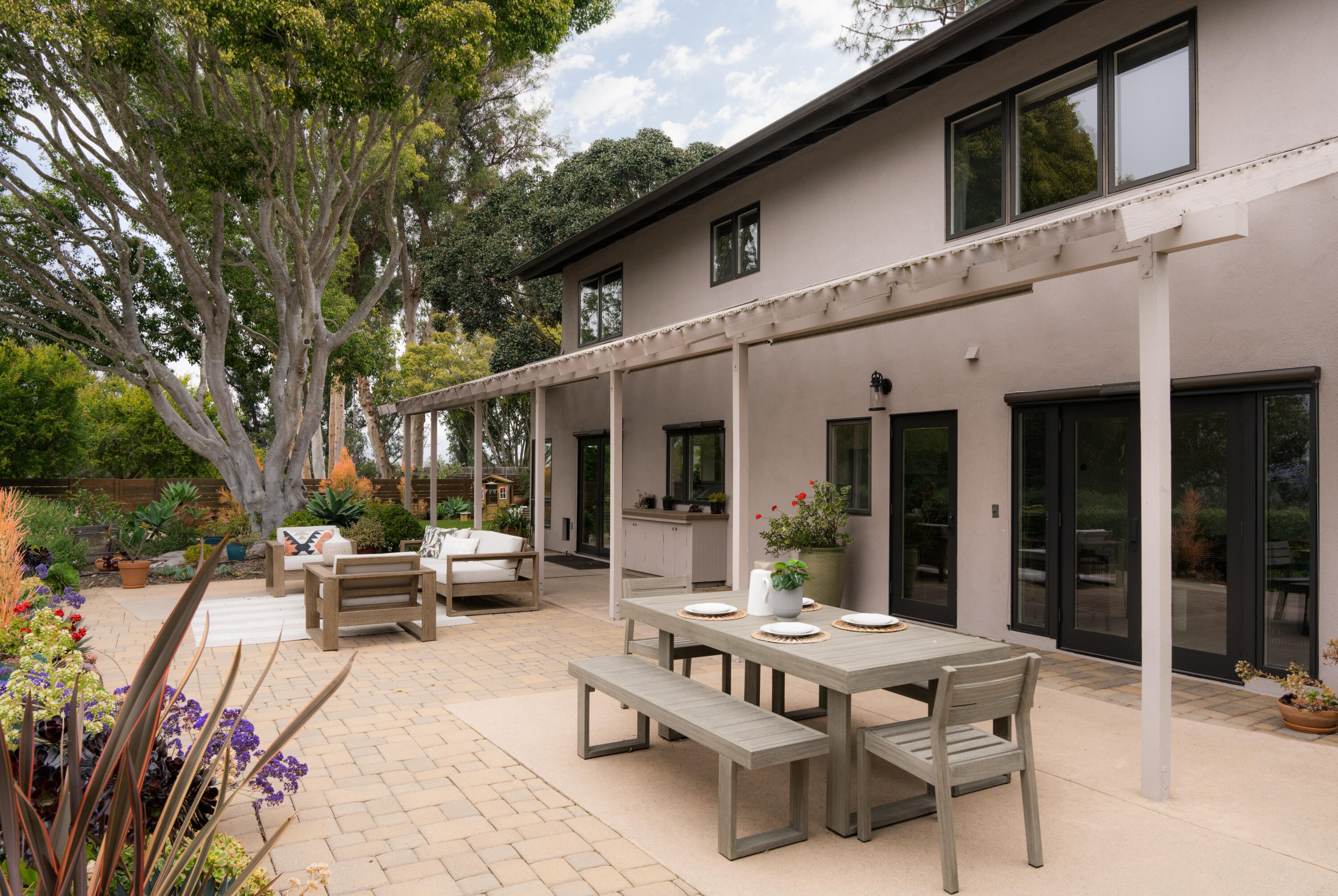 1234 Plaza Del Monte