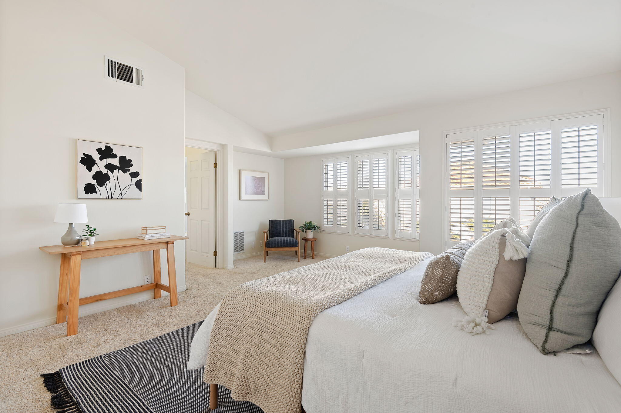 48 San Bernardino Avenue