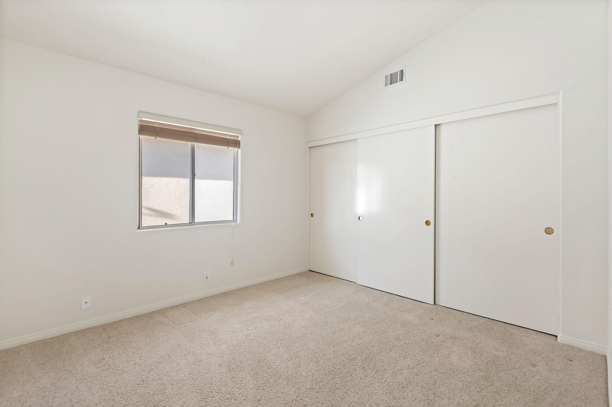 48 San Bernardino Avenue