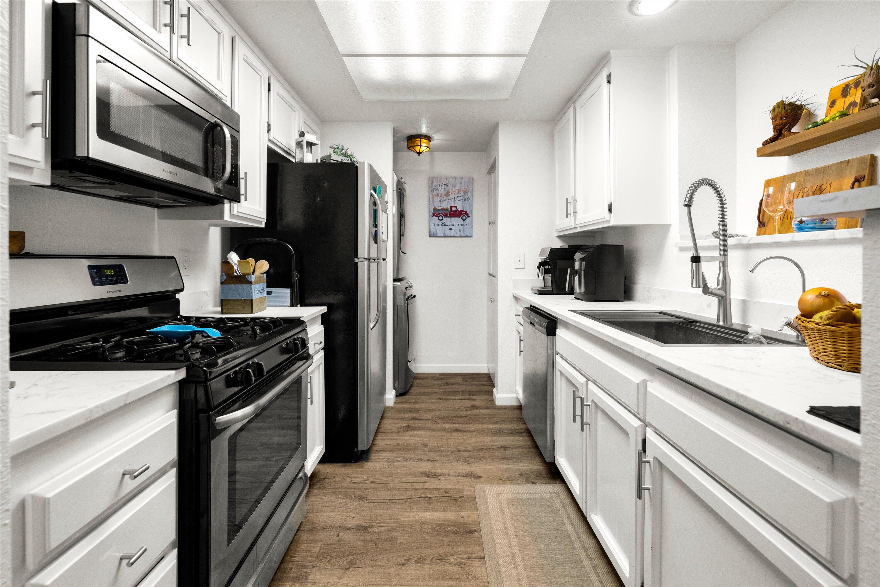 1280 Franciscan Court, 5