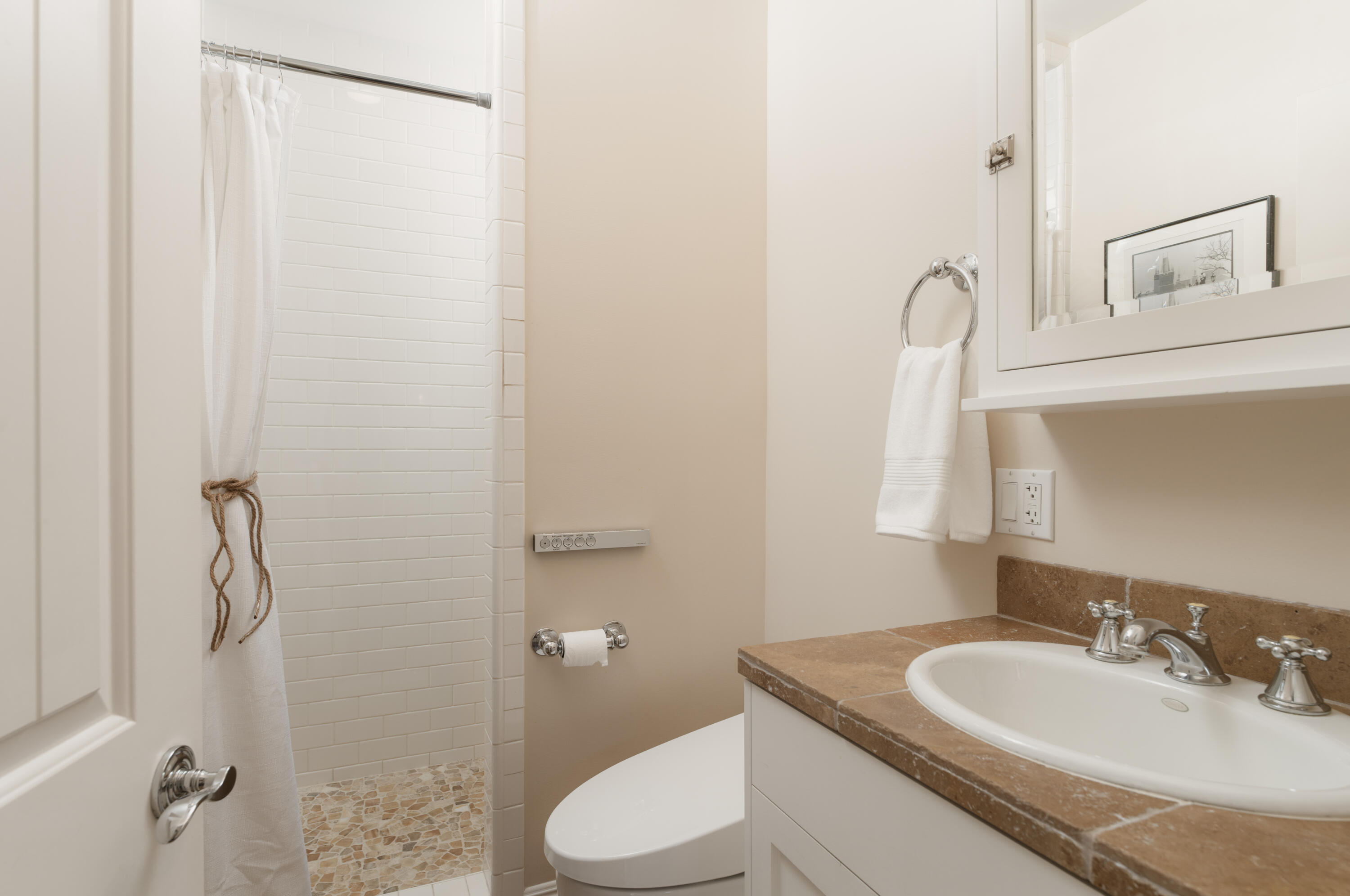 3400 Los Pinos Drive