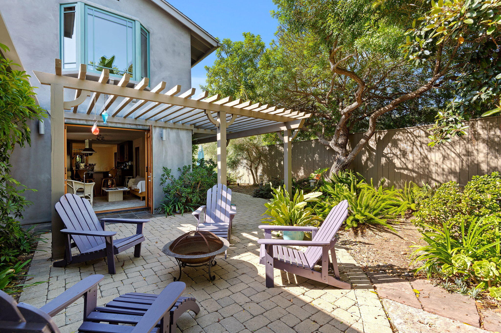 1211 Plaza Del Monte