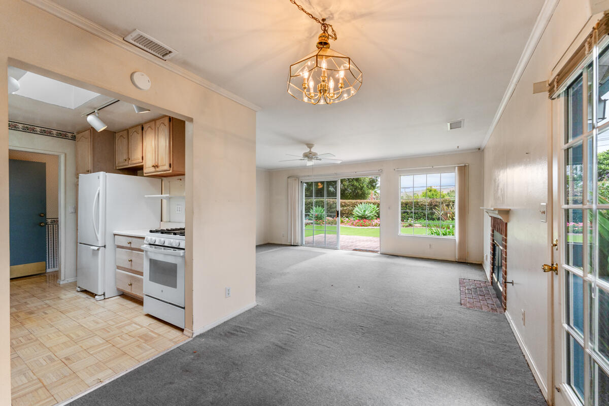 2610 Mesa School Lane