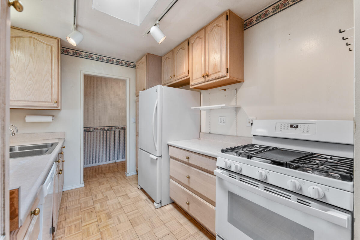 2610 Mesa School Lane