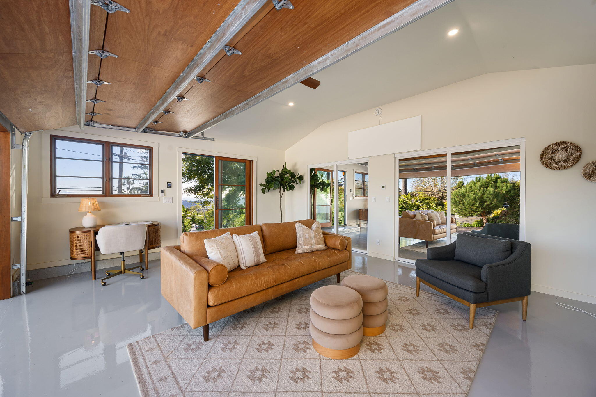 1047 Cheltenham Road