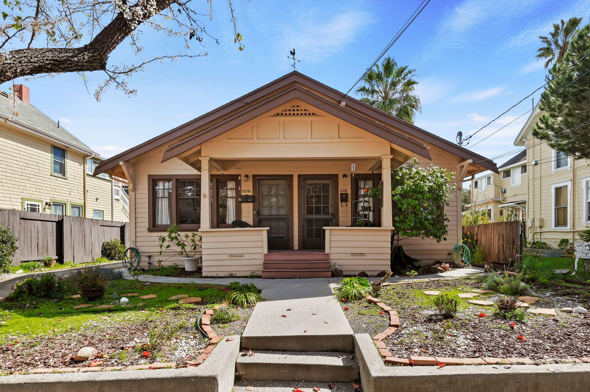 228 E Figueroa Street