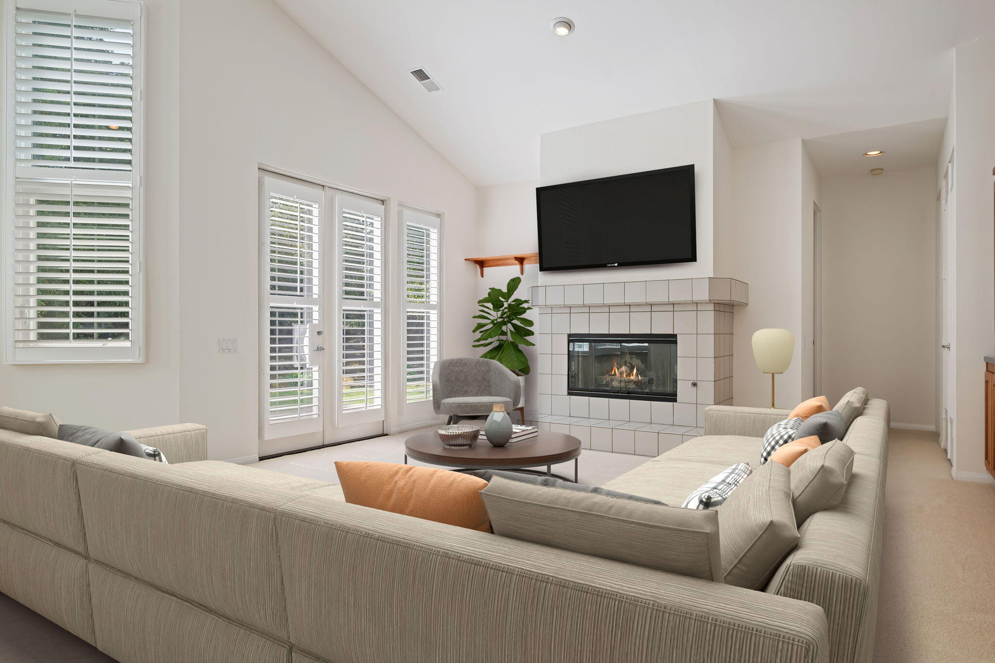 1080 Diamond Crest Court