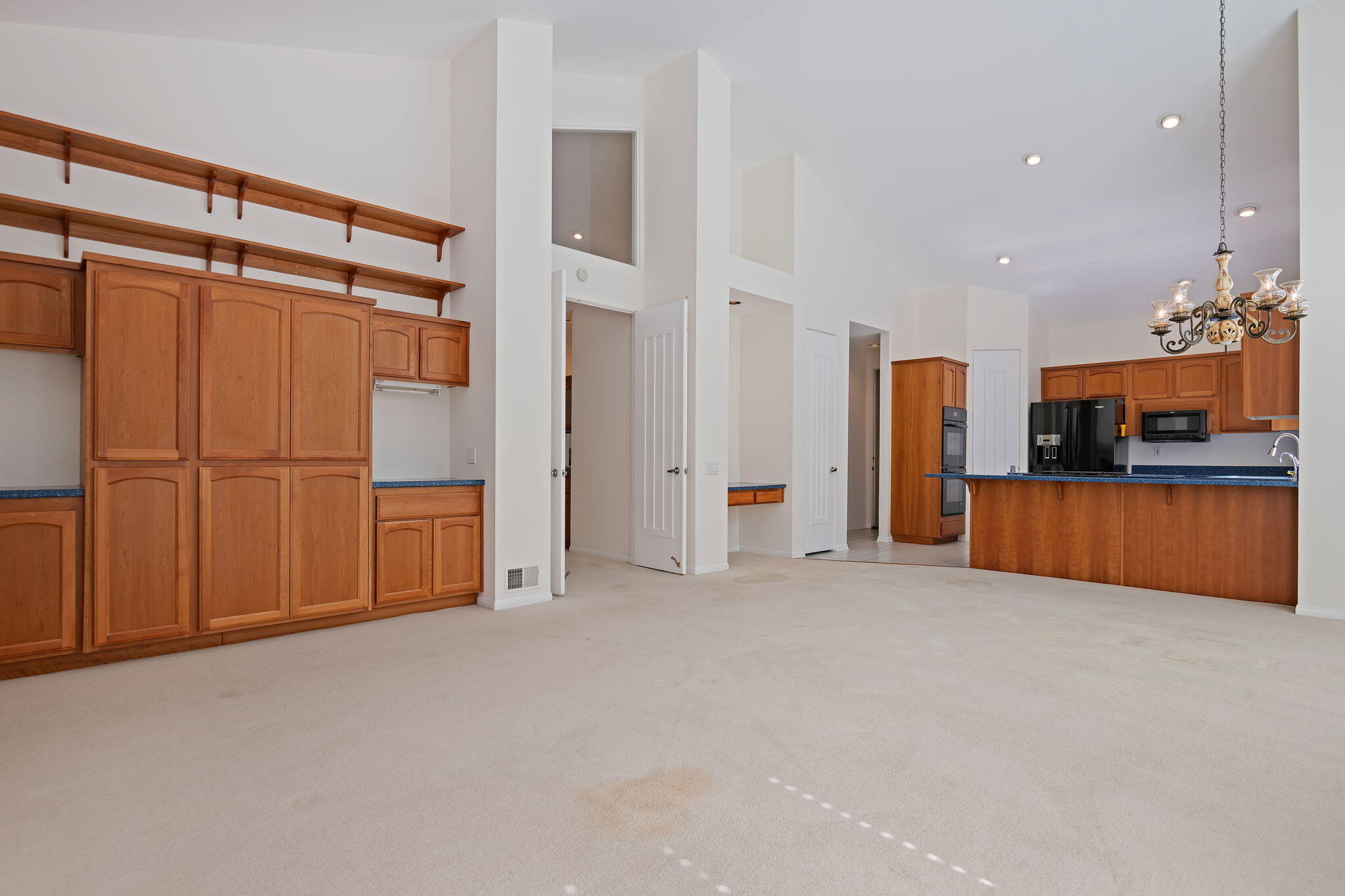 1080 Diamond Crest Court