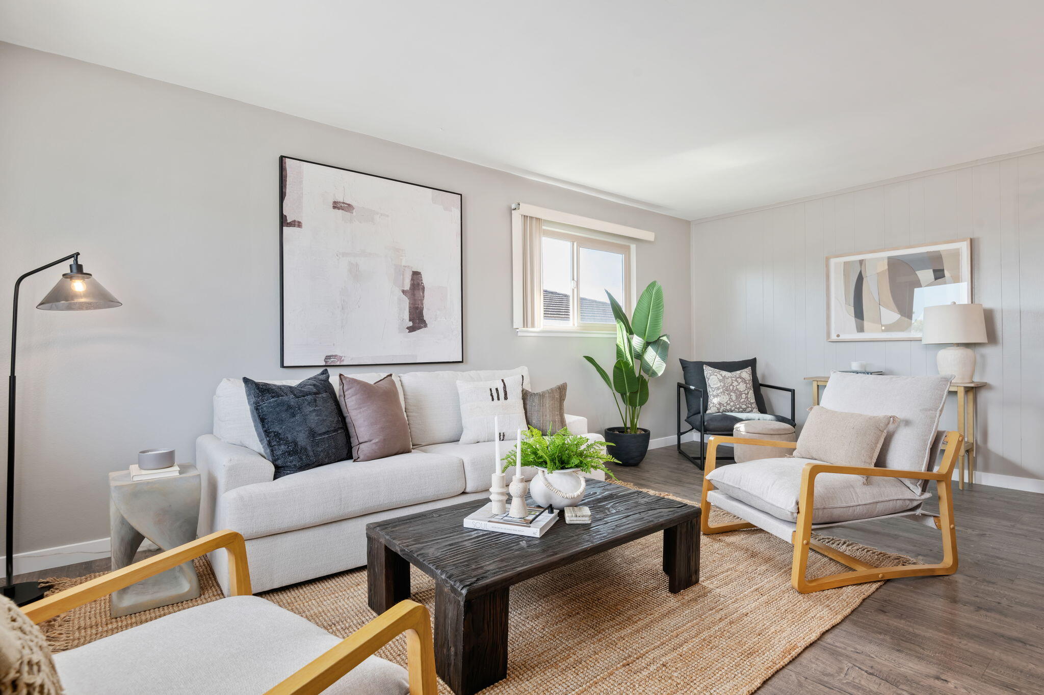 5915 Birch Street, 4