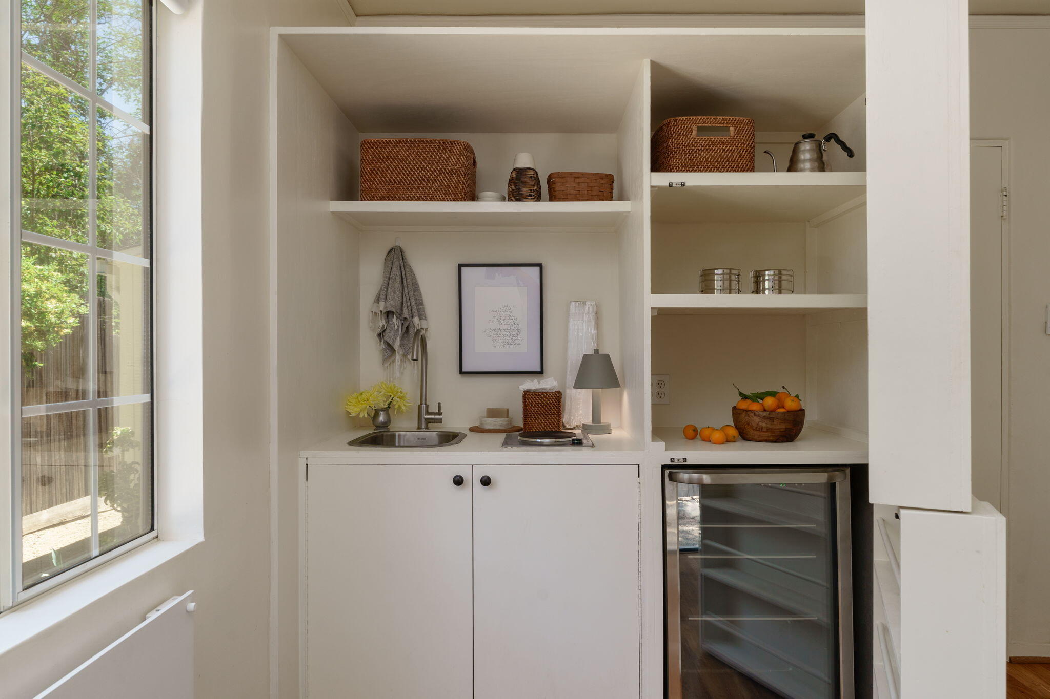 314 W Aliso Street, A