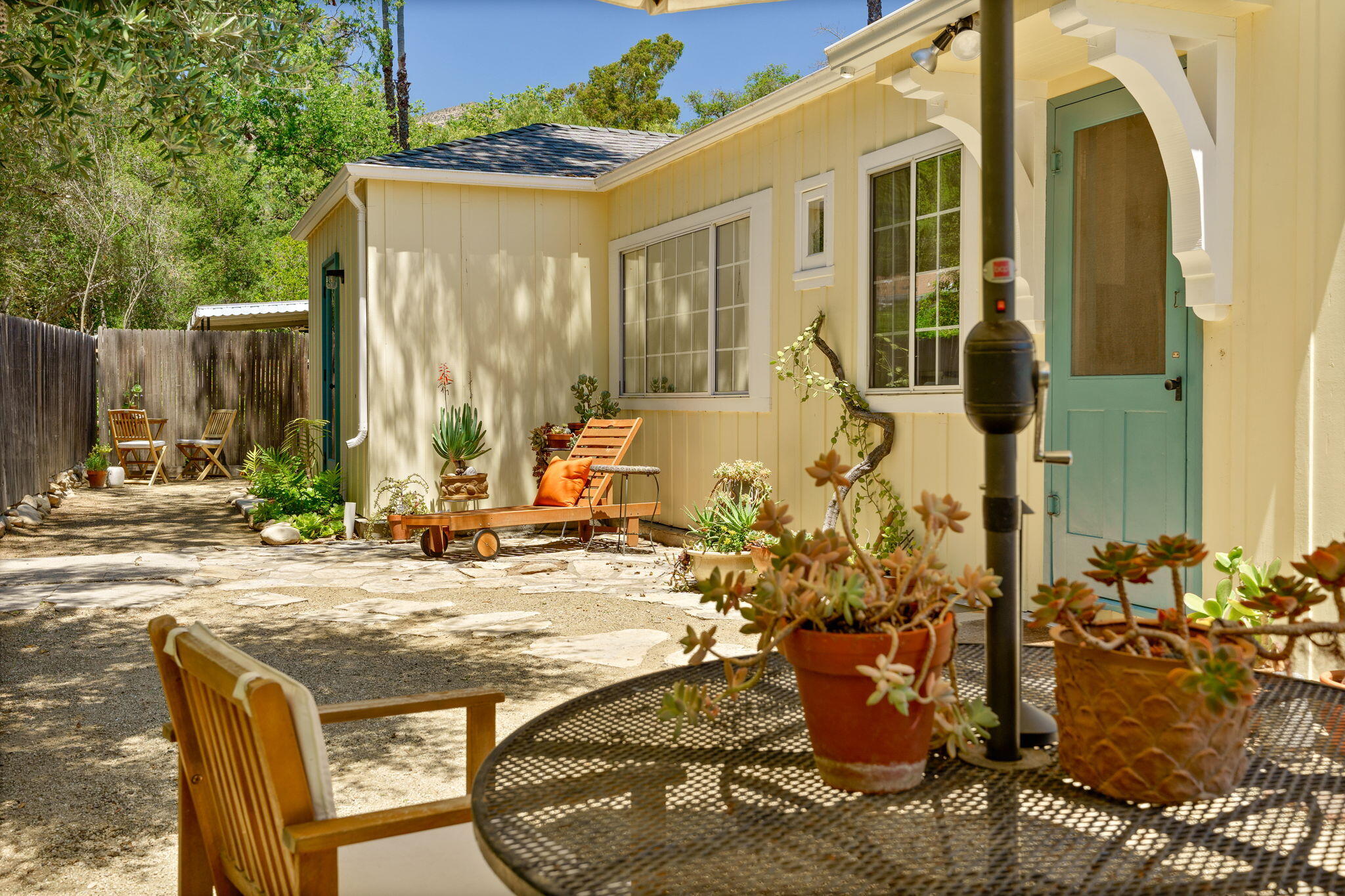 314 W Aliso Street, A