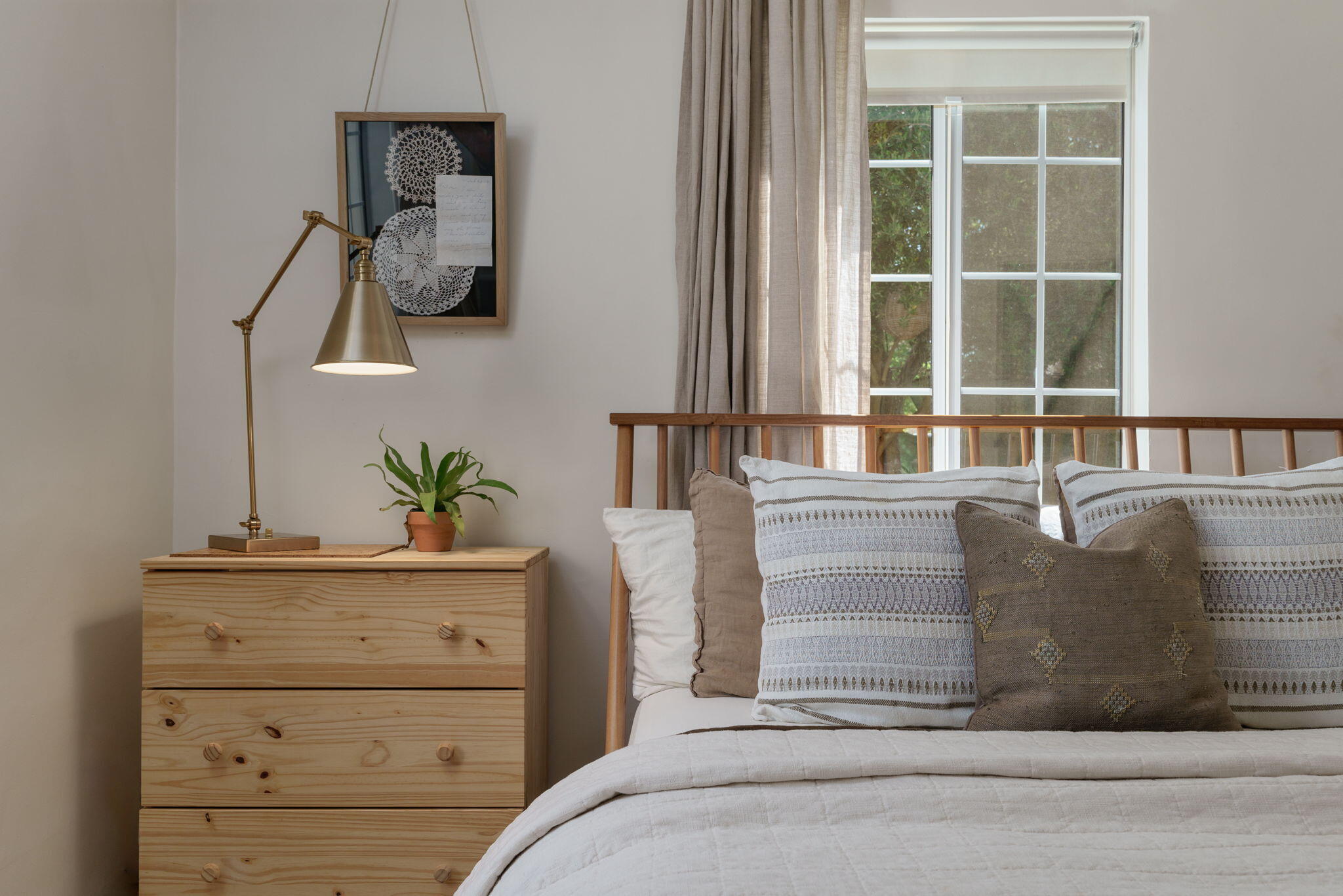 314 W Aliso Street, A