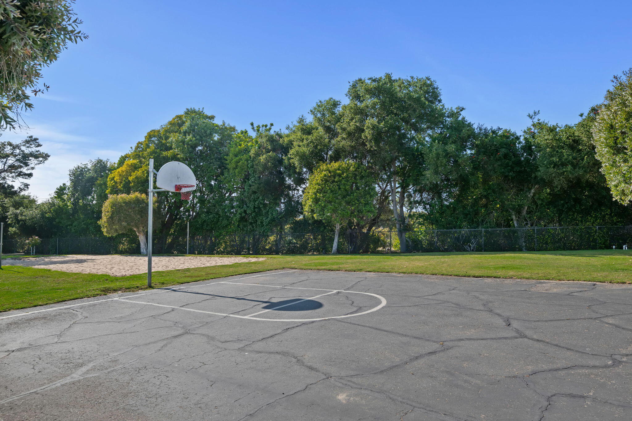 5946 Hickory Street, 1