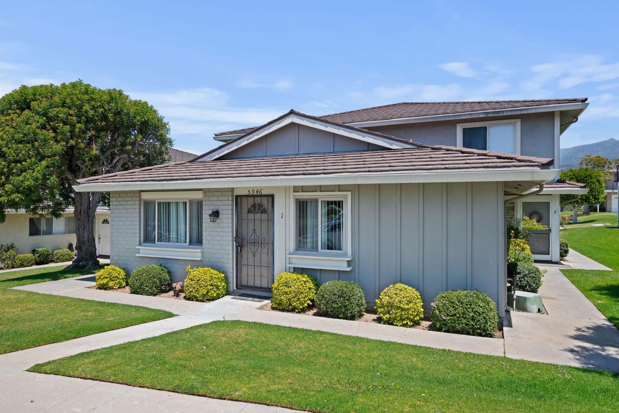 5946 Hickory Street, 1