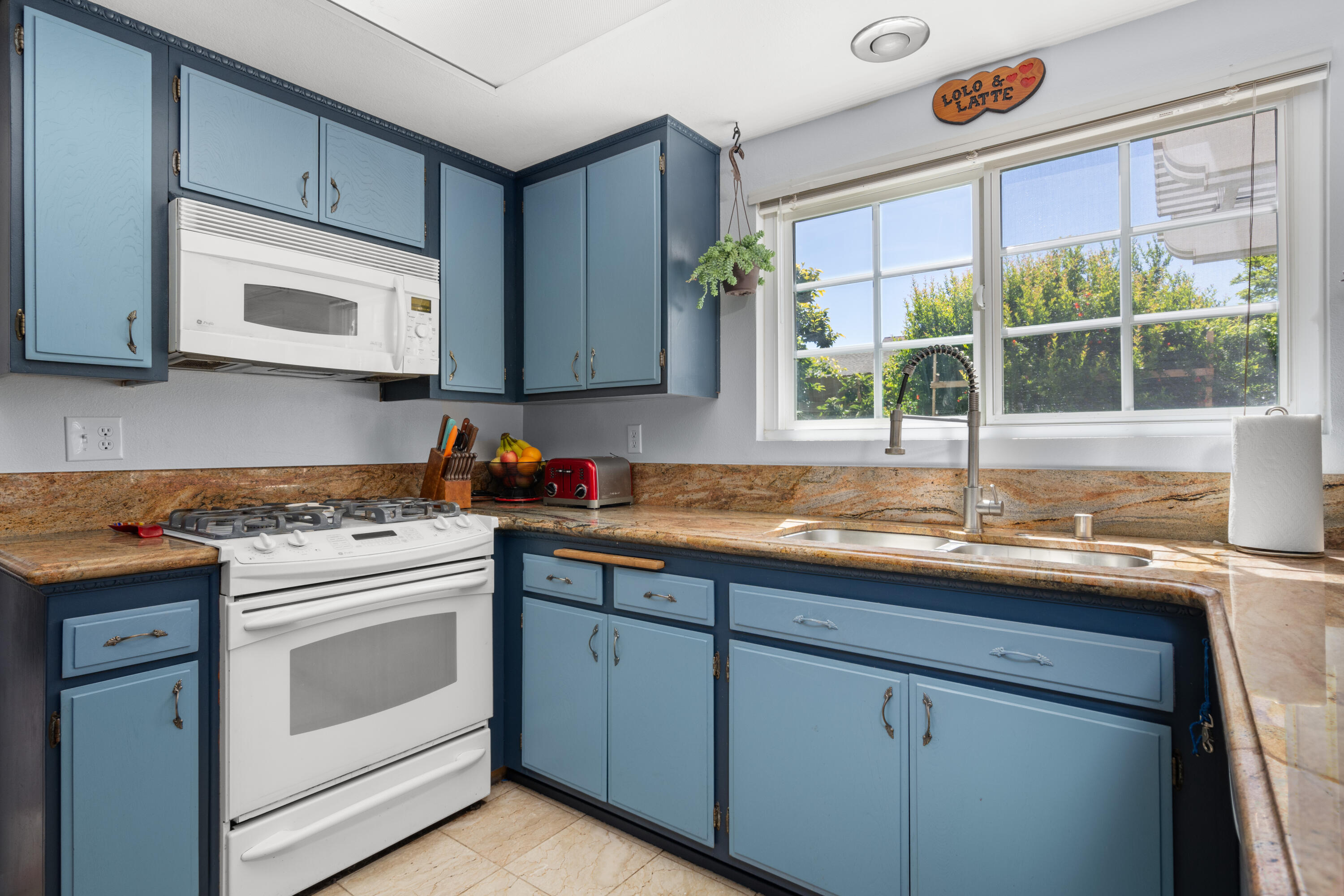 803 Green Valley Drive