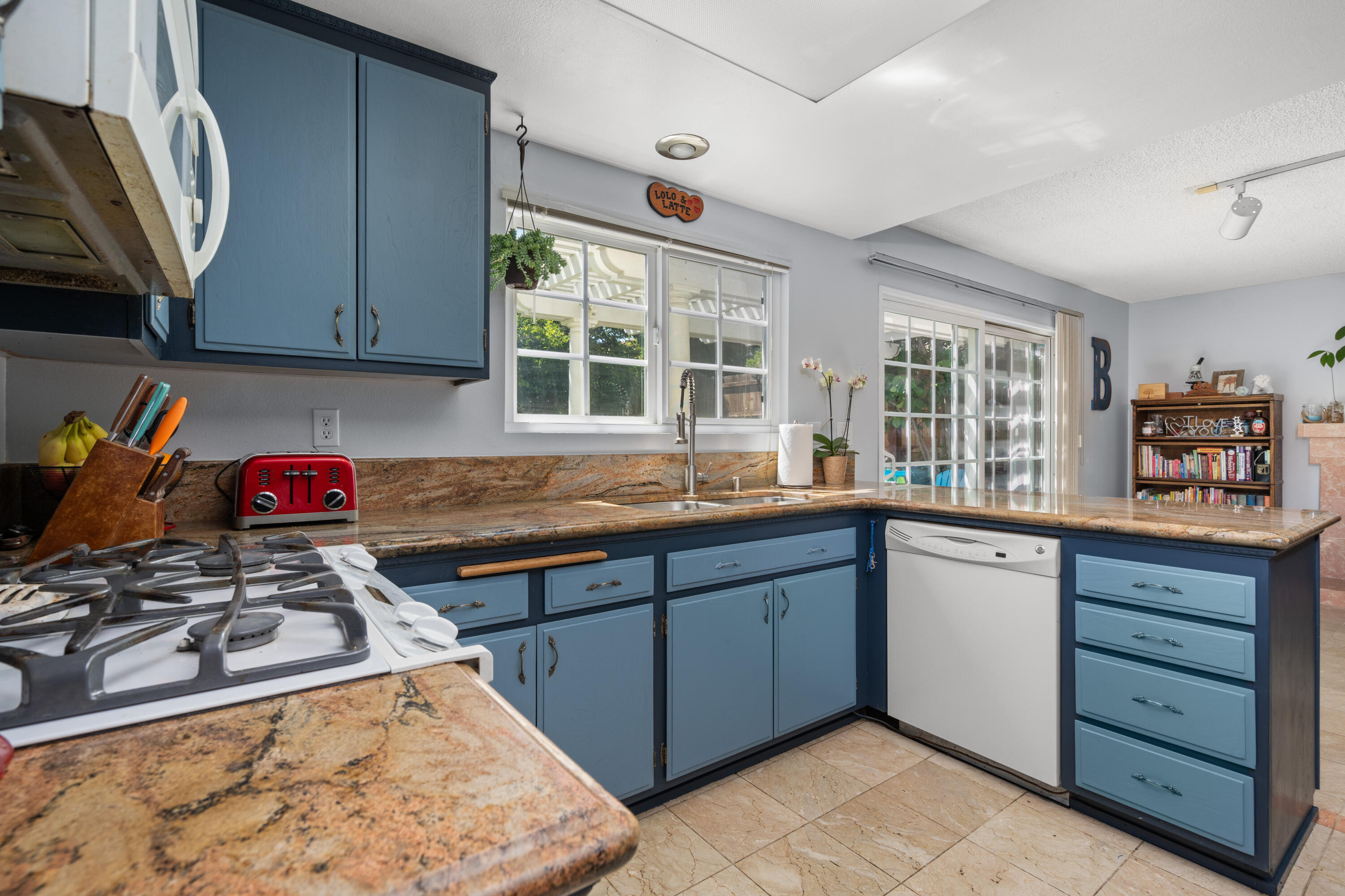 803 Green Valley Drive