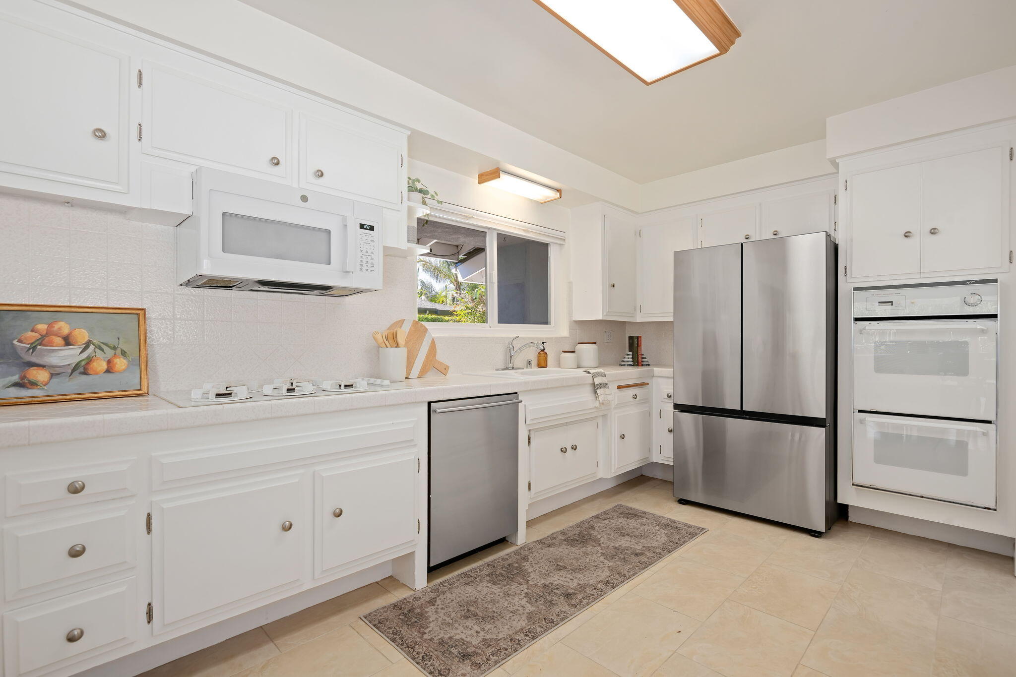 1111 Crestline Drive