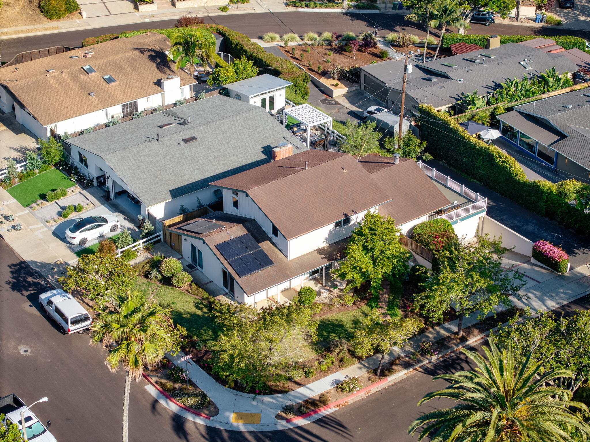 1749 La Coronilla Drive