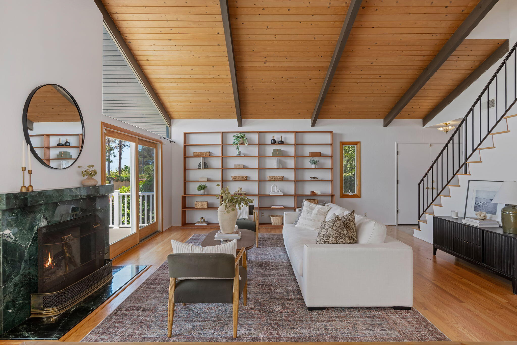 1749 La Coronilla Drive