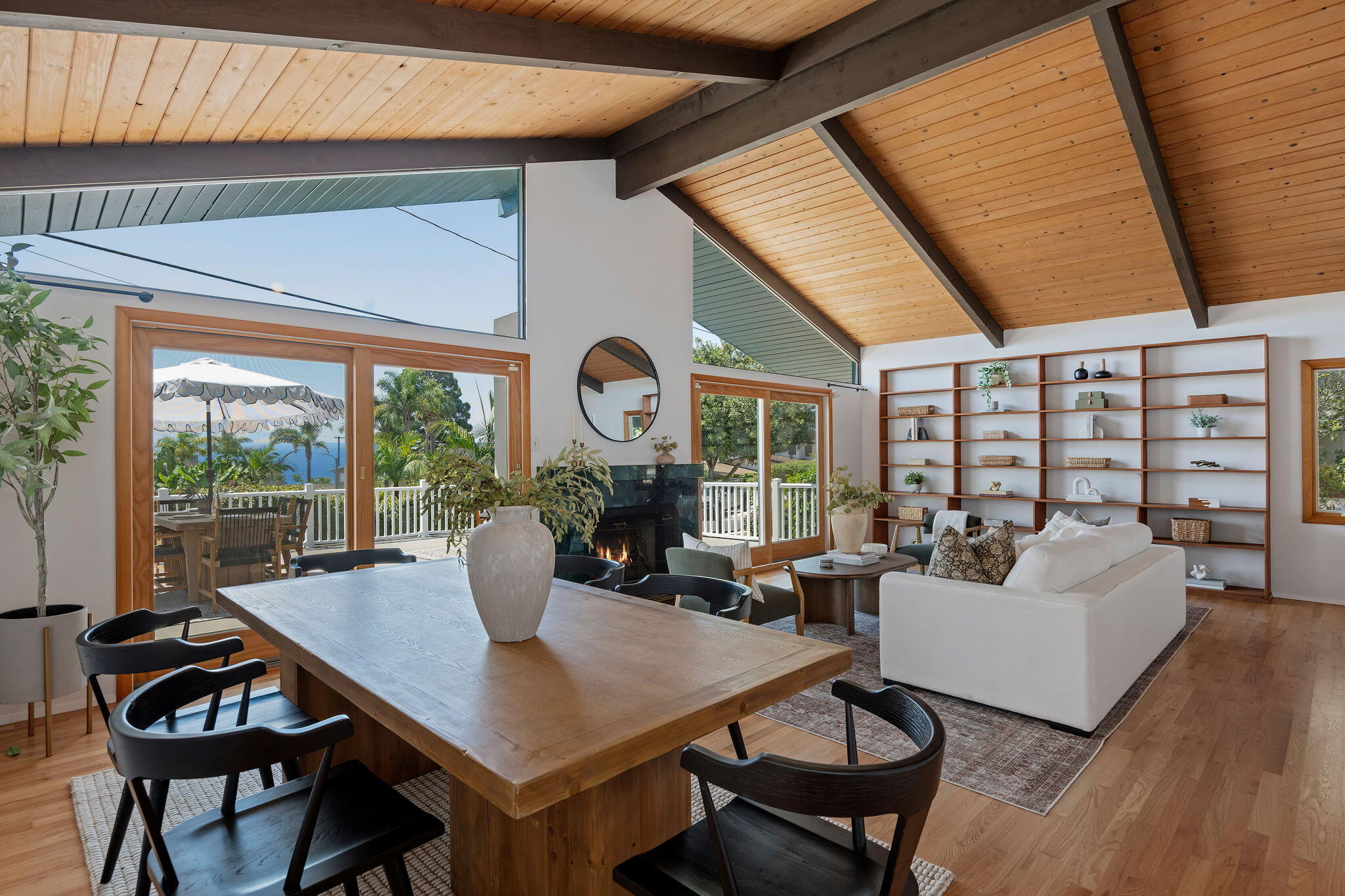 1749 La Coronilla Drive