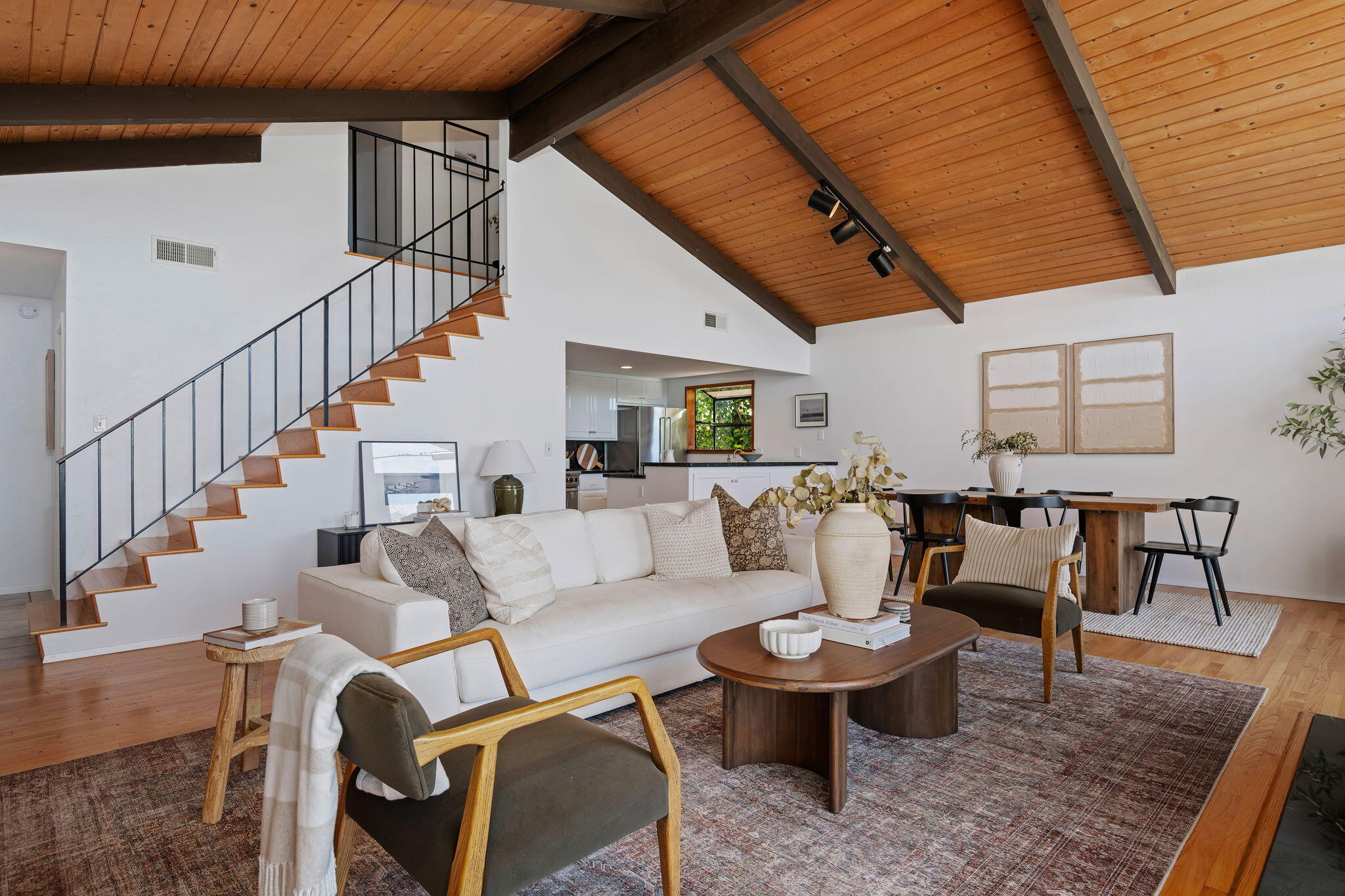 1749 La Coronilla Drive