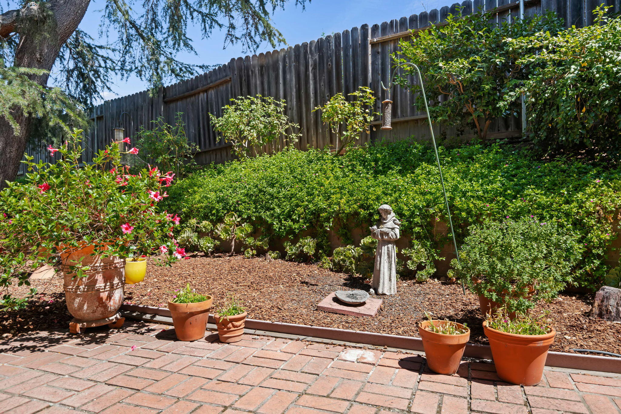 5047 Walnut Park Drive