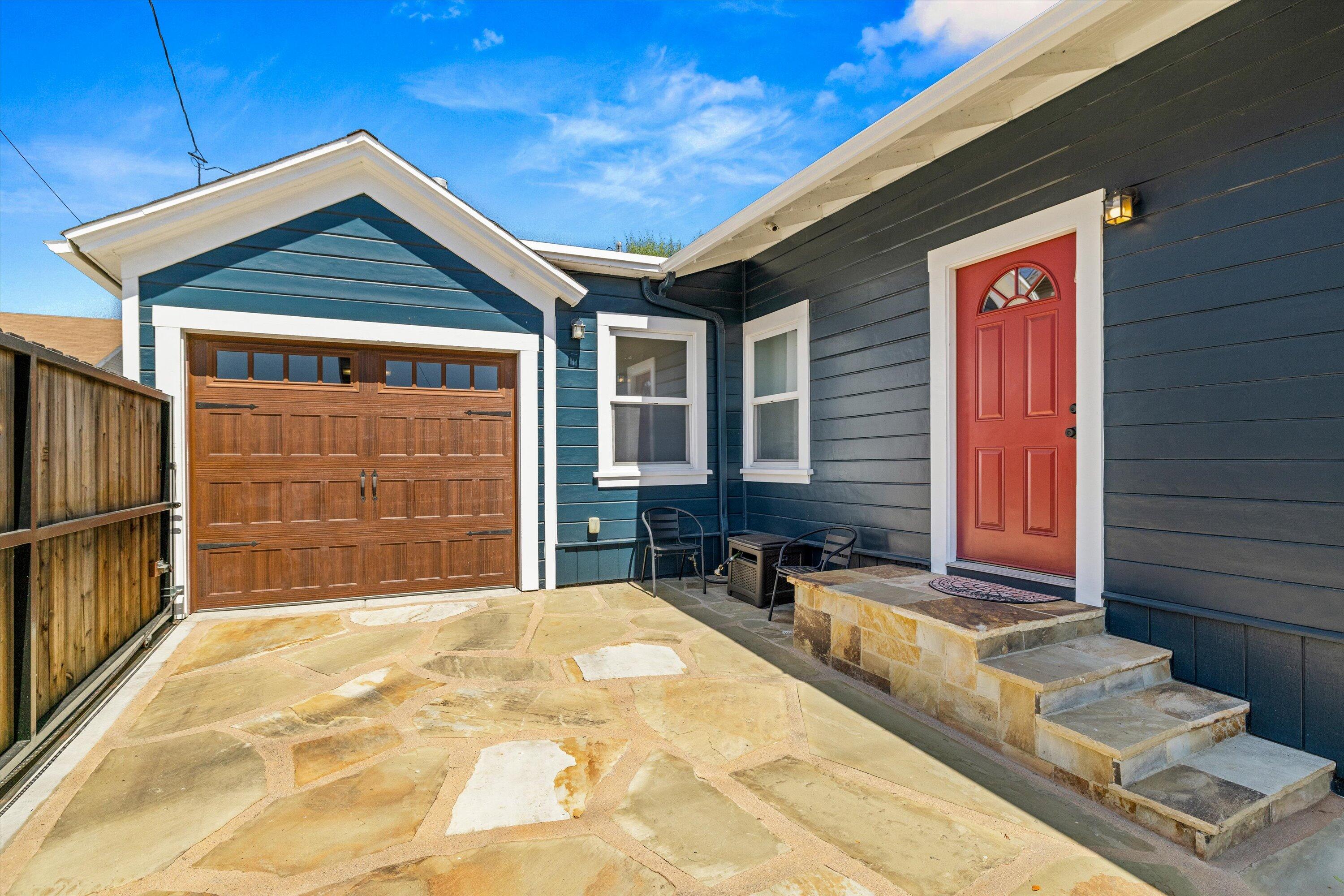 1104 Castillo Street