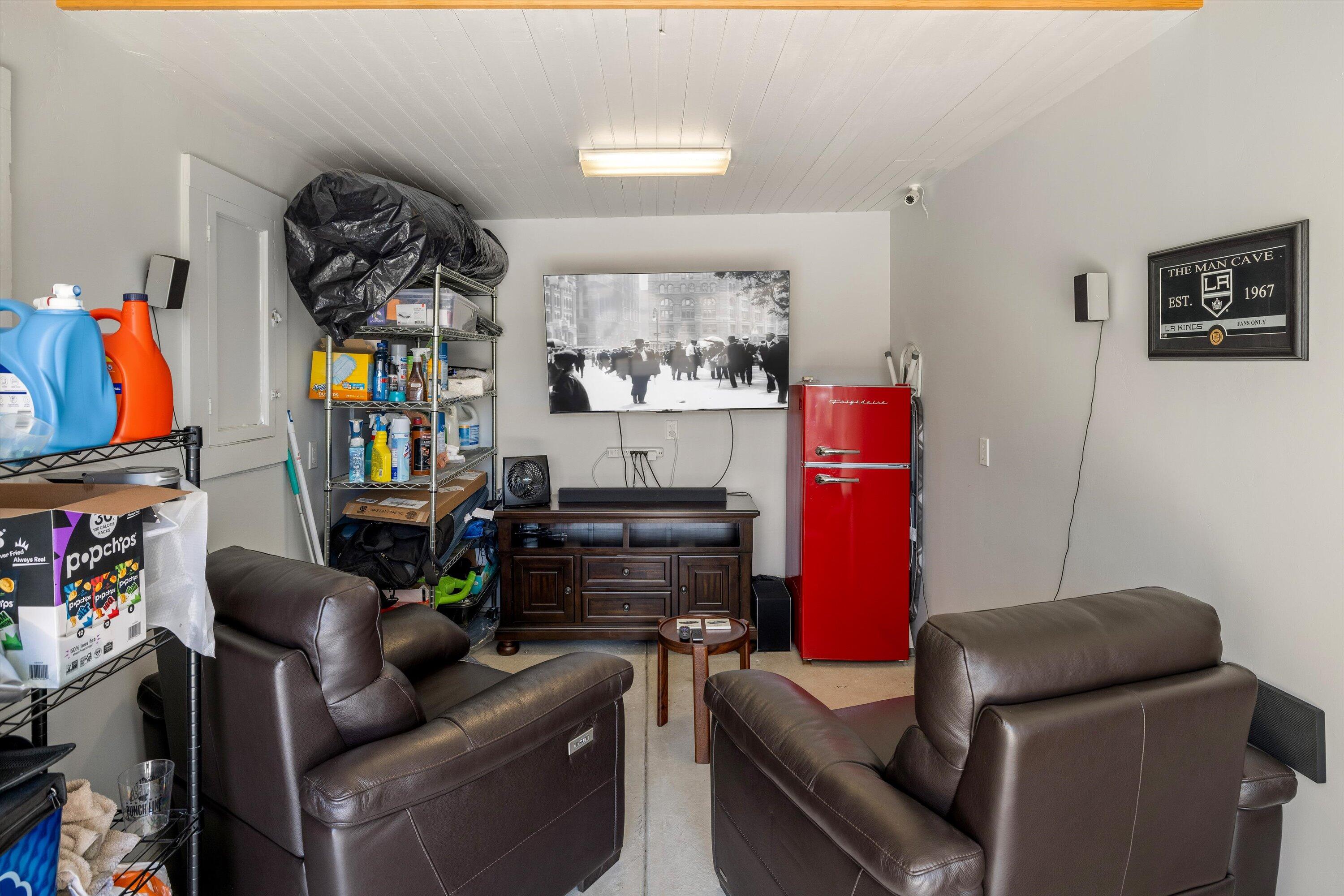 1104 Castillo Street