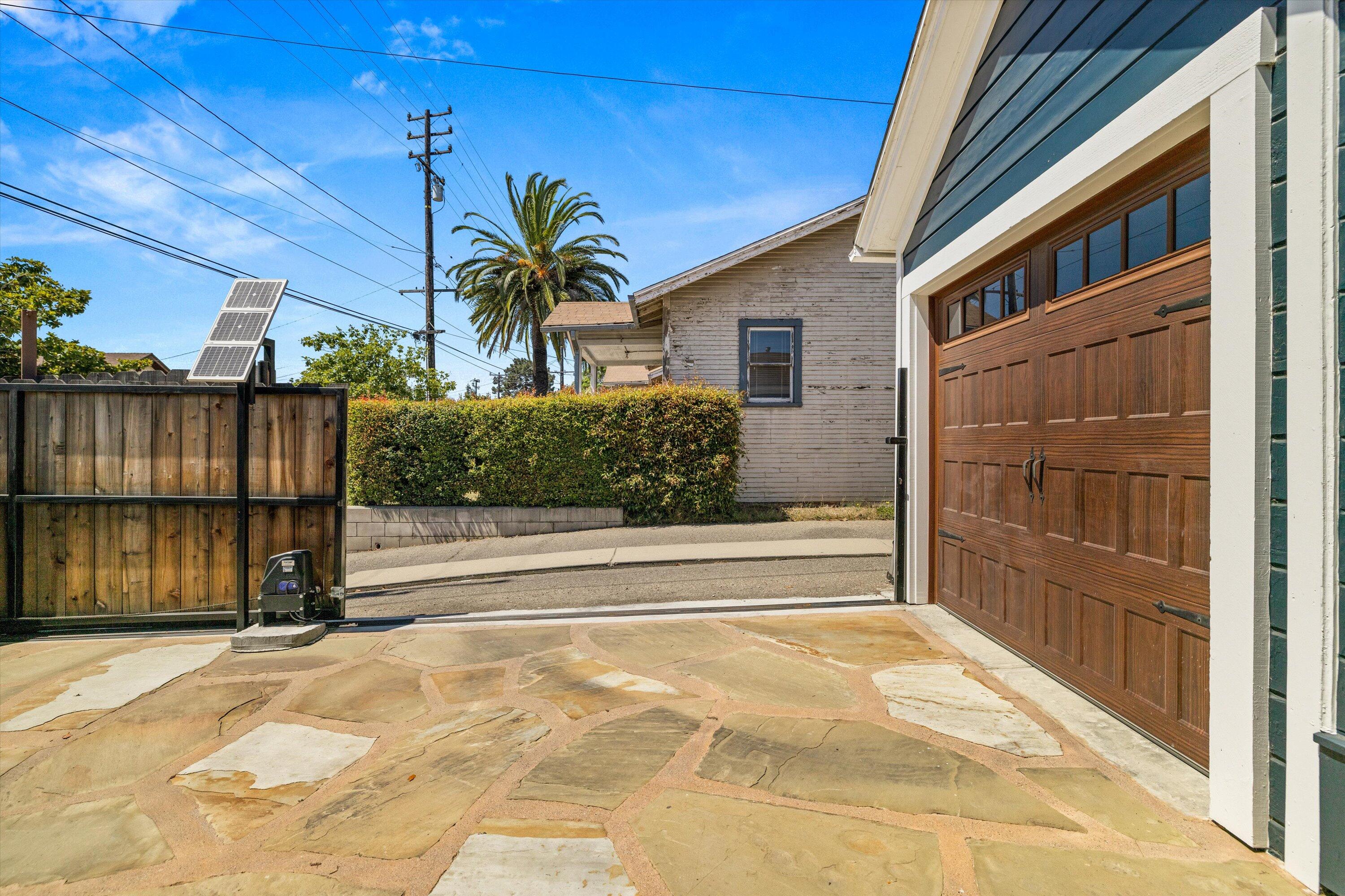 1104 Castillo Street