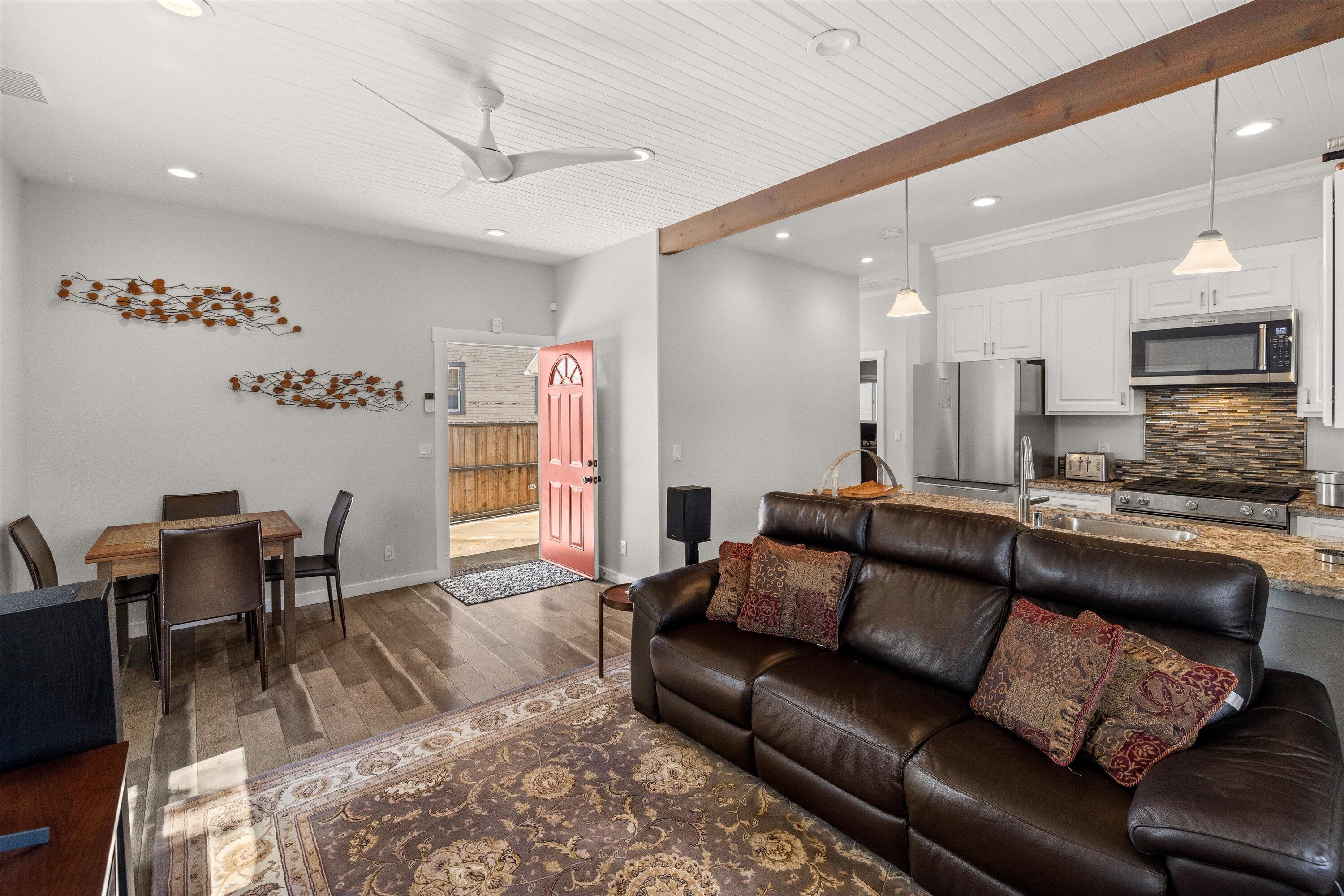 1104 Castillo Street